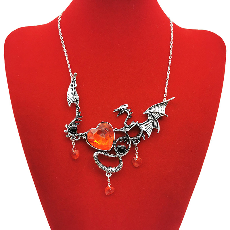 Colgante de collar Dragon Heart de Charm Dragon