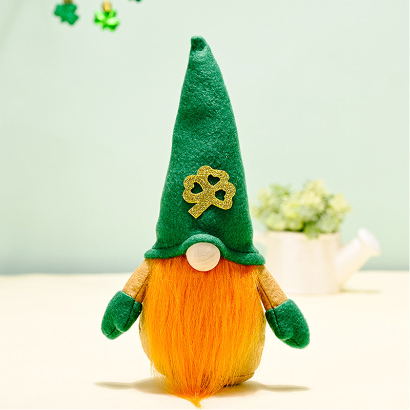 Muñeca sin rostro del festival irlandés