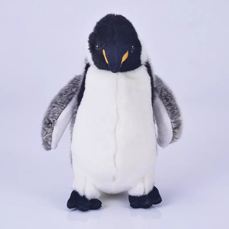 Juguete de peluche de pingüino de simulación